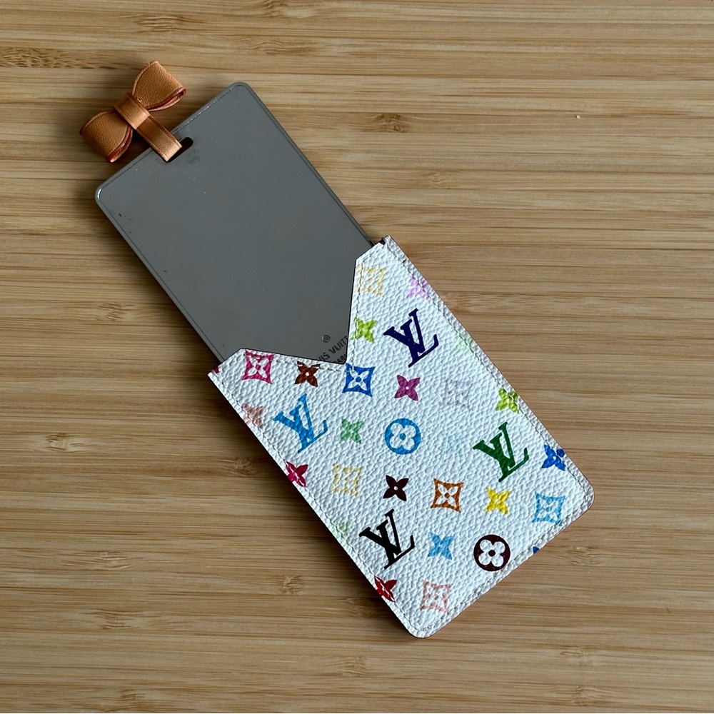 Louis Vuitton x Murakami Multicolor Etui Mirror - versatile and chic!